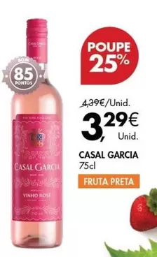 Oferta de Casal Garcia - Vino Rosar por 3,29€ em Pingo Doce